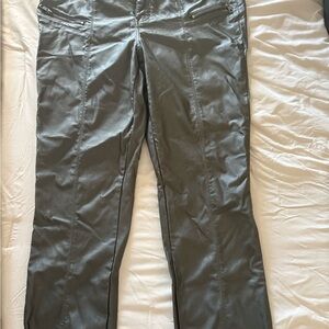 Straight-Leg Black Women’s Pants with Front Zip Details
